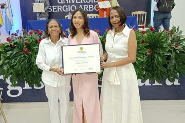 Felicitaciones para un miembro de FORJAGUA, por sus logros obtenidos de Magister en Derecho