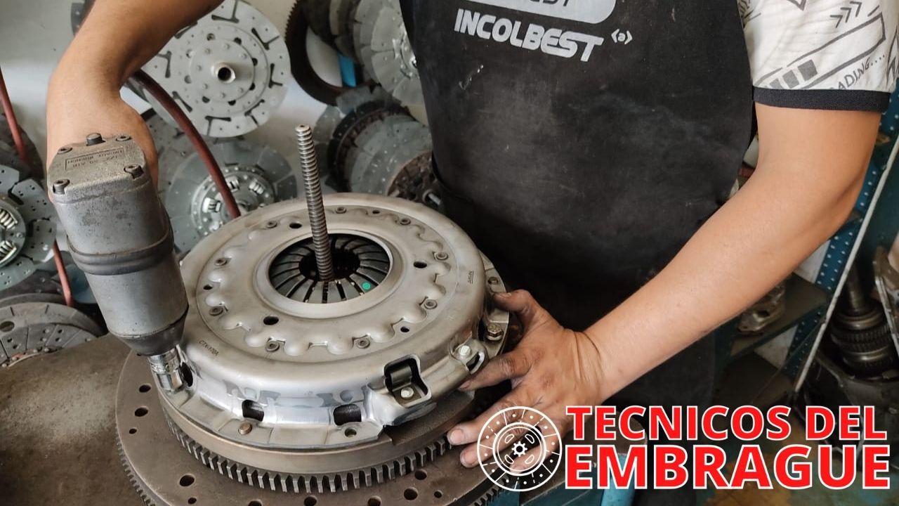 TECNICOS DEL EMBRAGUE
